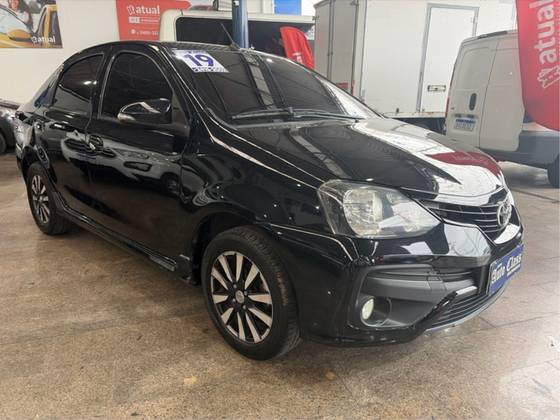 TOYOTA ETIOS 1.5 X PLUS 16V FLEX 4P AUTOMÁTICO TOYOTA ETIOS 1.5 X PLUS 16V FLEX 4P AUTOMÁTICO